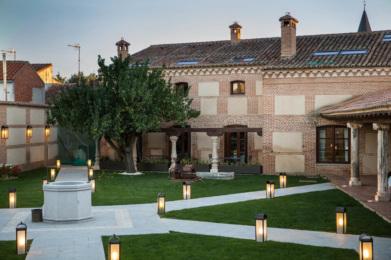 Posada Isabel De Castilla Madrigal de las Altas Torres Eksteriør bilde